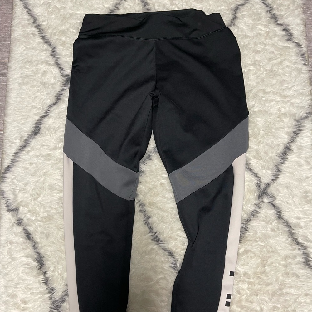 Adidas legging, size large